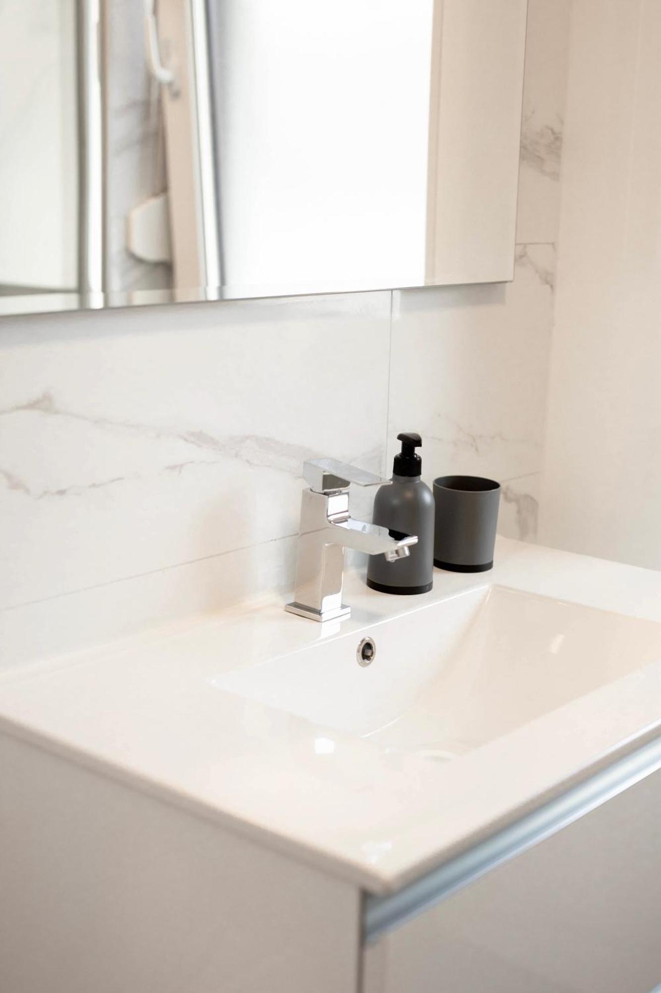 Aura Apartments Zirovnica Ngoại thất bức ảnh