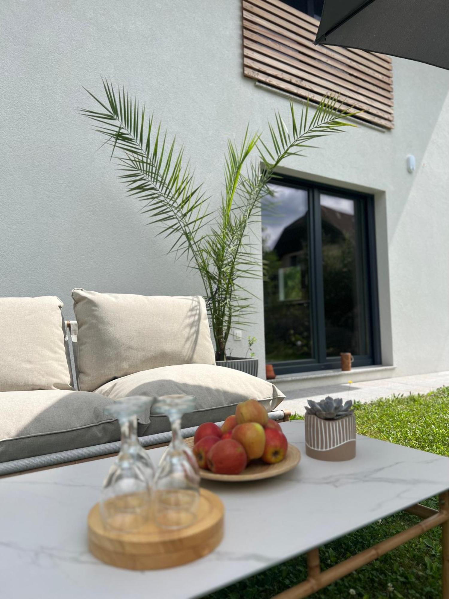 Aura Apartments Zirovnica Ngoại thất bức ảnh