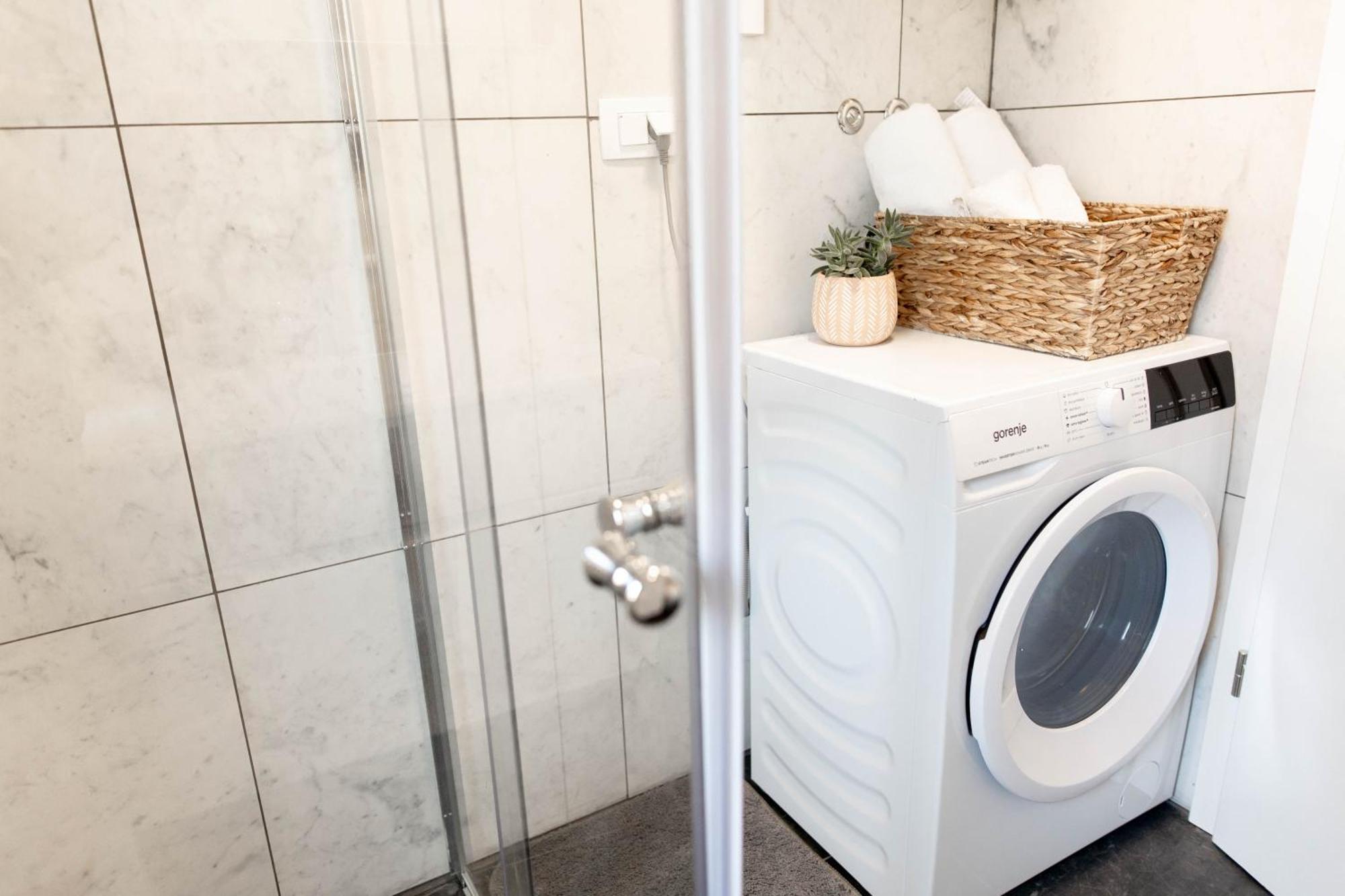 Aura Apartments Zirovnica Ngoại thất bức ảnh