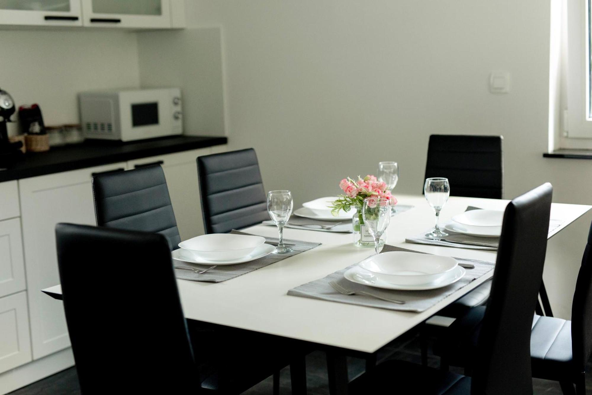 Aura Apartments Zirovnica Ngoại thất bức ảnh